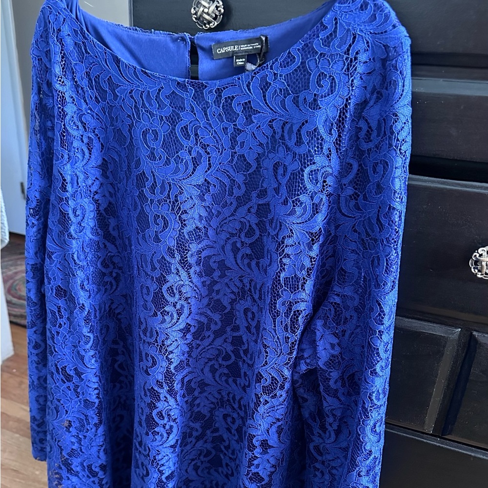 Beautiful true royal blue short lace dress, size 28W